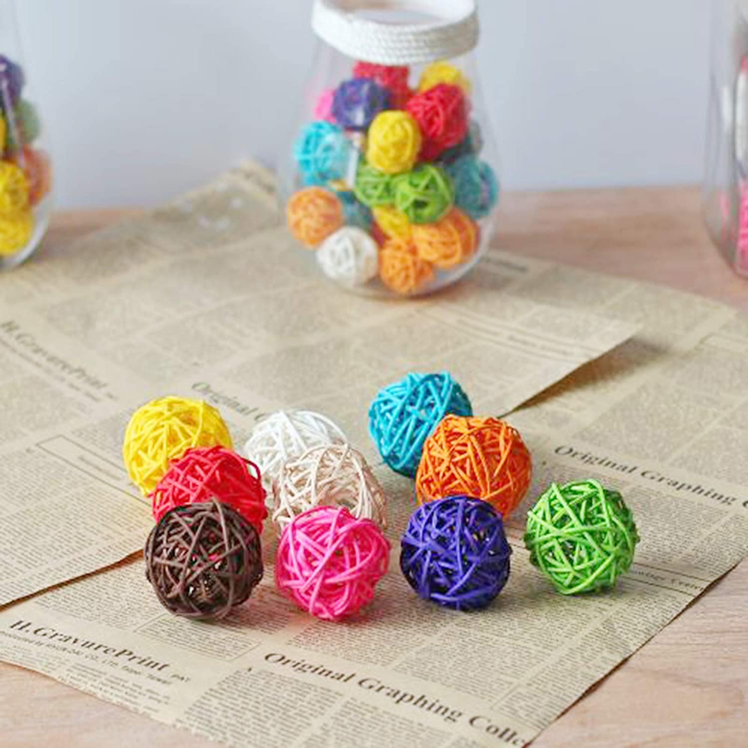 Benvo Rattan Balls 32 Pack 1.2 inch Wicker Ball Birds Quaker Parrot Parakeet Chewing Pet Bite Ball