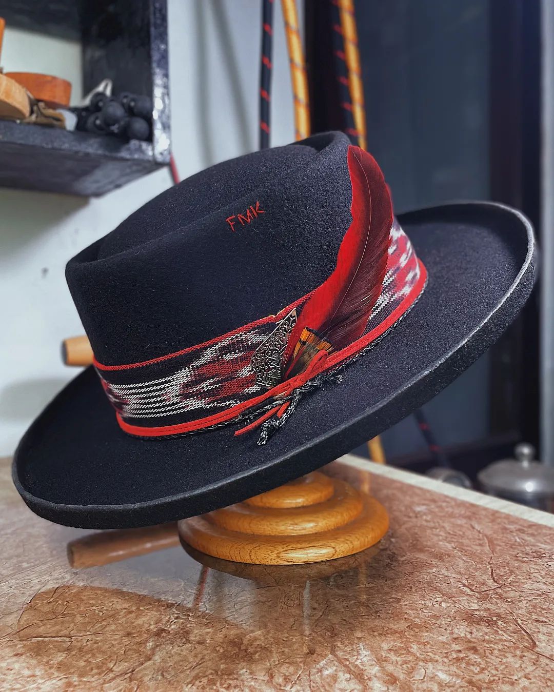 WIDE BRIM PORKPIE HAT